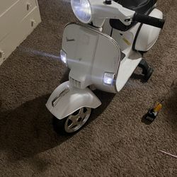 White electric kids motorcycle