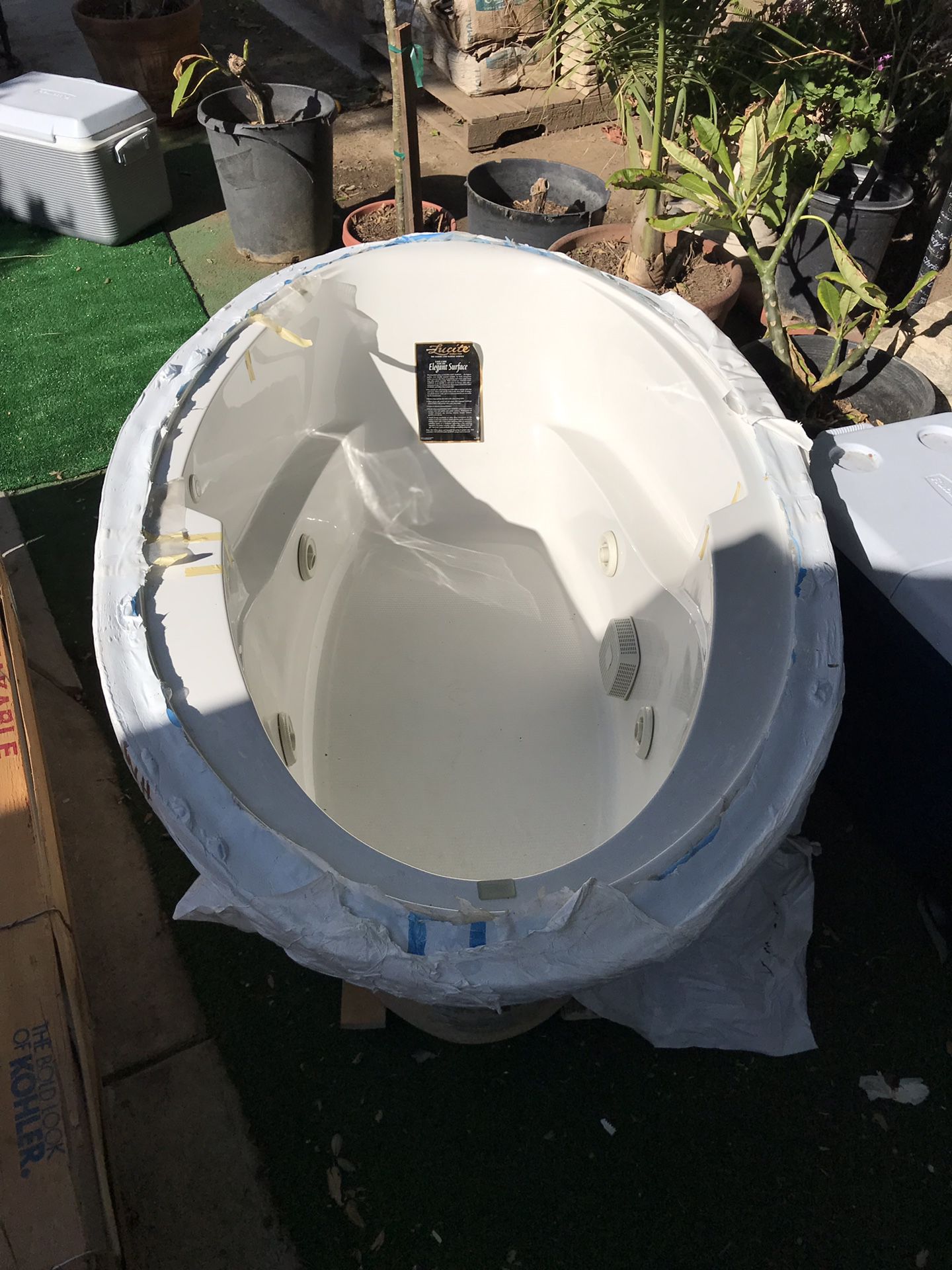 Hot Tub for 1200 or OBO