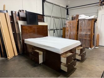 Queen captains bed $399