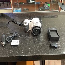Kodak PIXPRO Astro Zoom AZ421 16 MP Digital Camera 110888-1 JAR