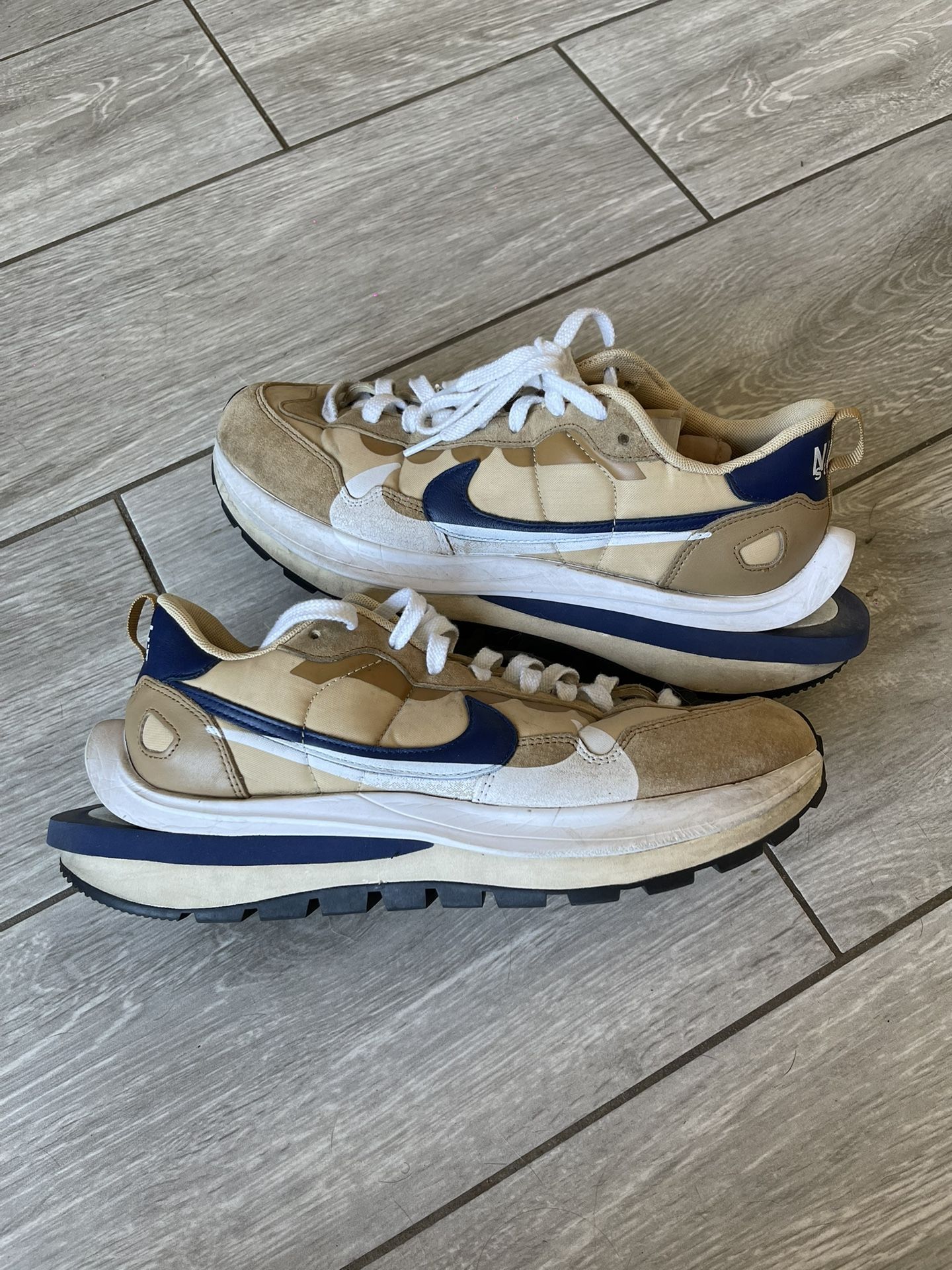 Nike Sacai Vaporwaffle Size 10.5