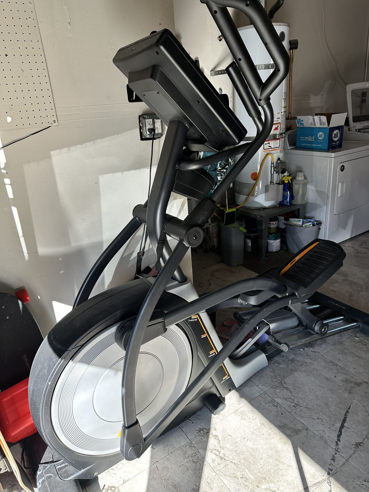Elliptical Trainer 