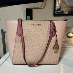 michael kors purse