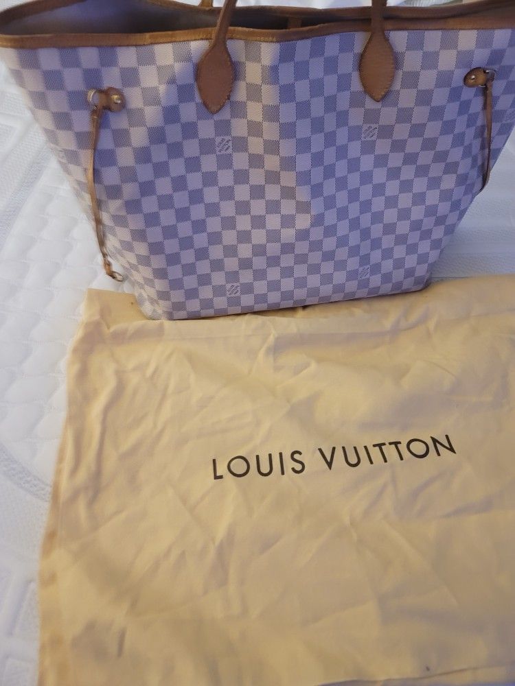 AUTHENTIC Louis Vuitton Neverfull Bag with receipt and cover also more items posted here