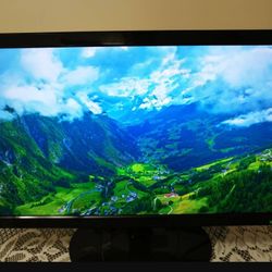 24" Full HD Color Monitor