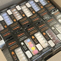 Sally Hansen Press-on Kits