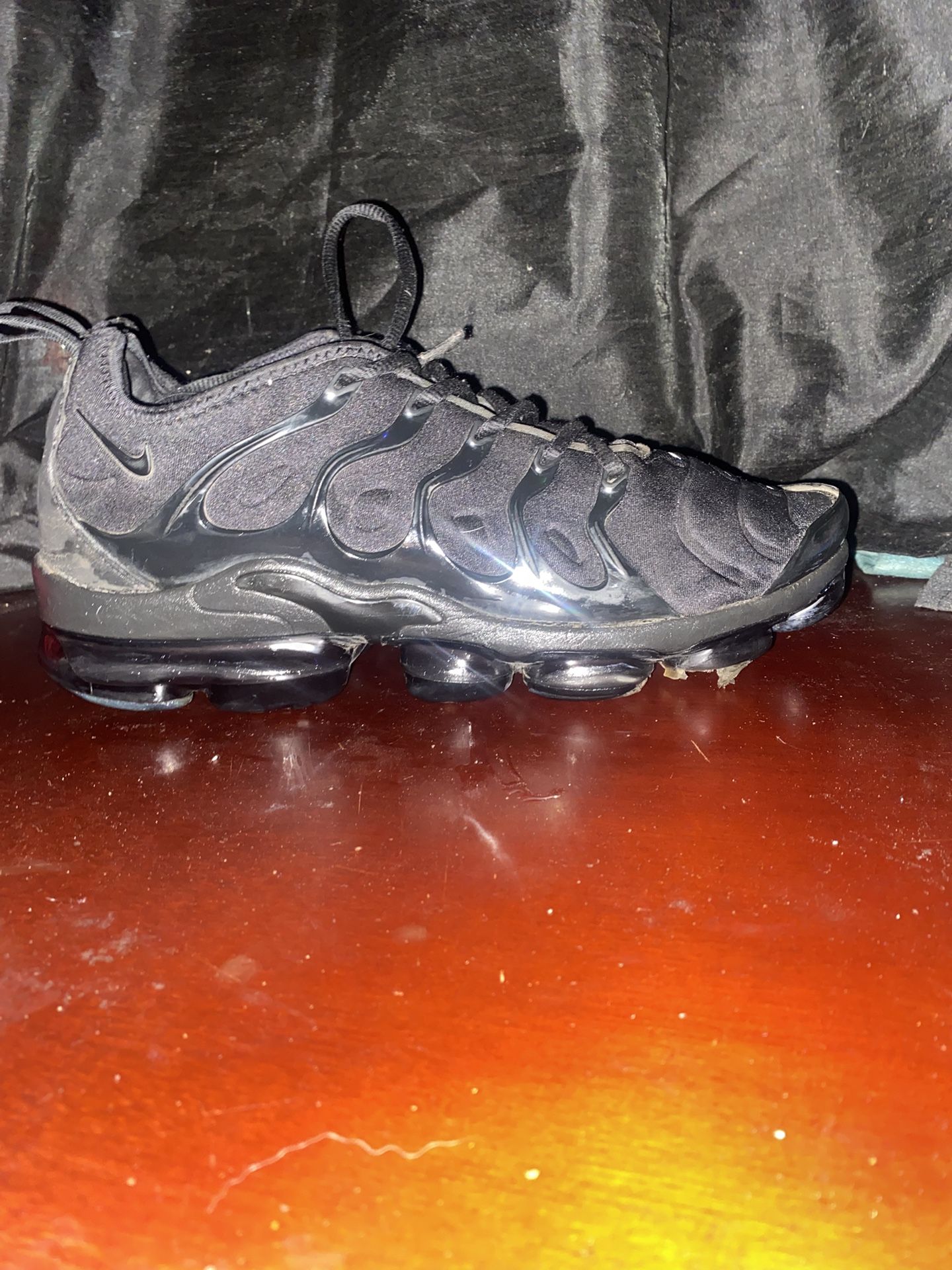 Vapor Maxes Plus Size 9.5