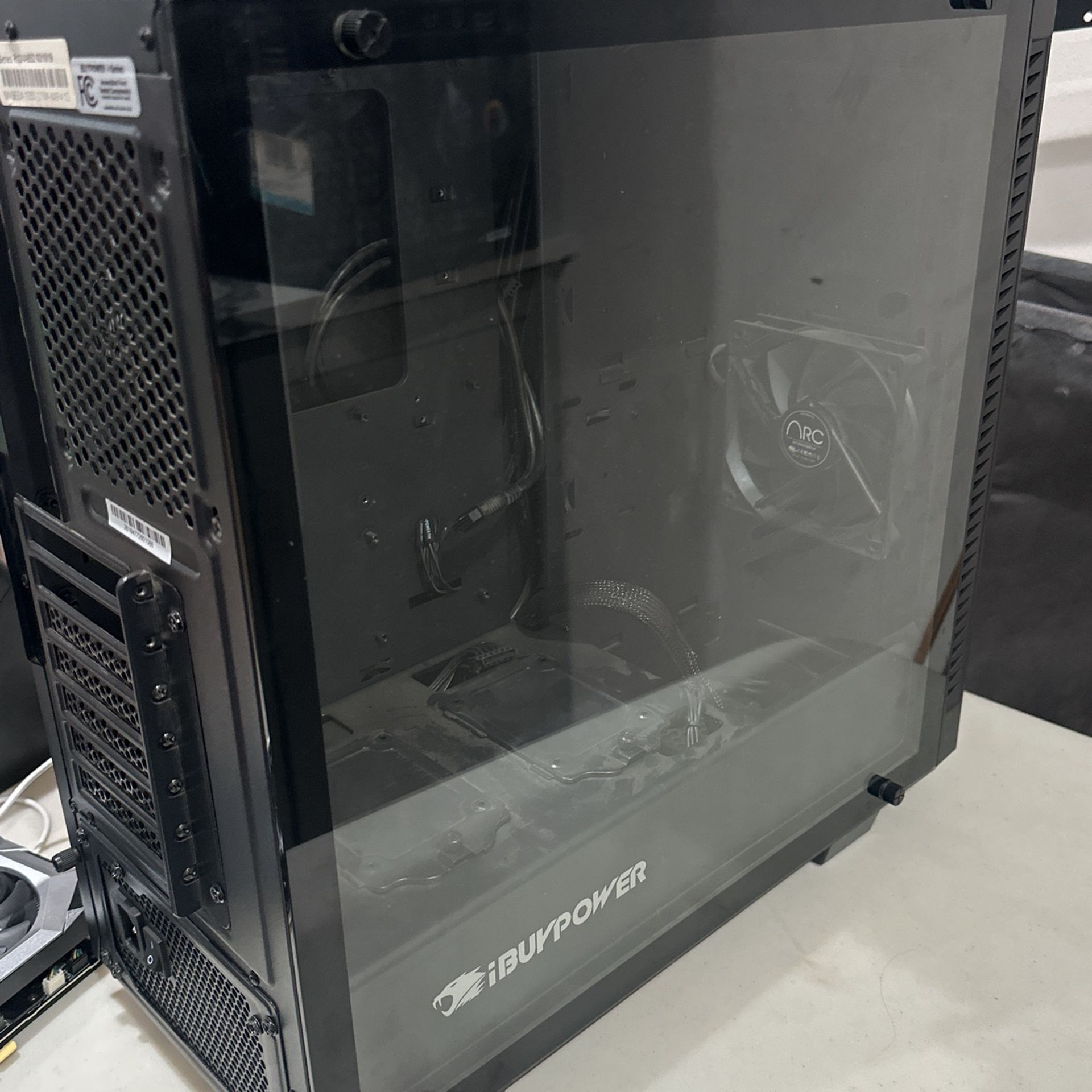 iBUY Power Gaming Desktop Case