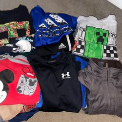 4/5t Boys Clothes All For $25.  Theres 30 Pieces 