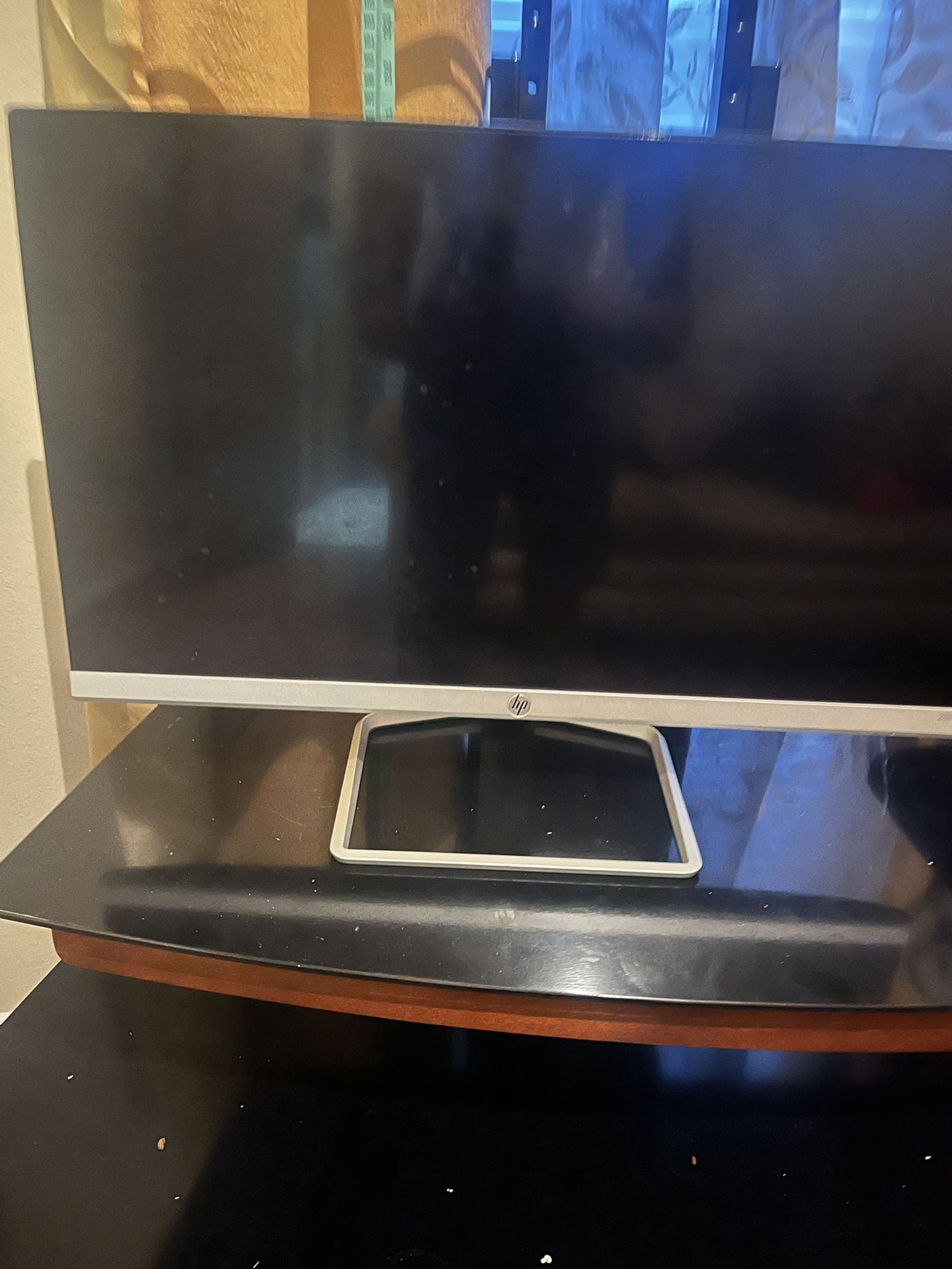 40 inch monitor