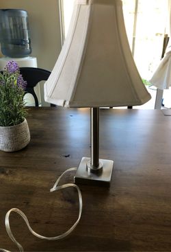 Table lamp