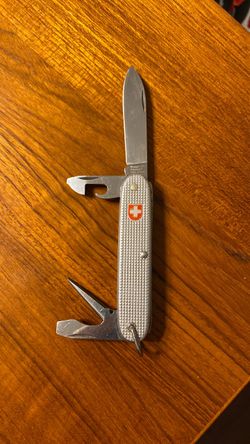Silver Swiss Army Knife Multi-Tool Knife Bottle/Can Opener