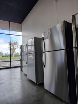 GE 21.9 Cu. Ft. Garage Ready Top-Freezer Refrigerator