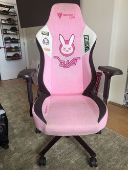 Secretlab TITAN Evo XL – Pink / https://offerup.com/redirect/?o=RC5WYQ== Gaming Chair