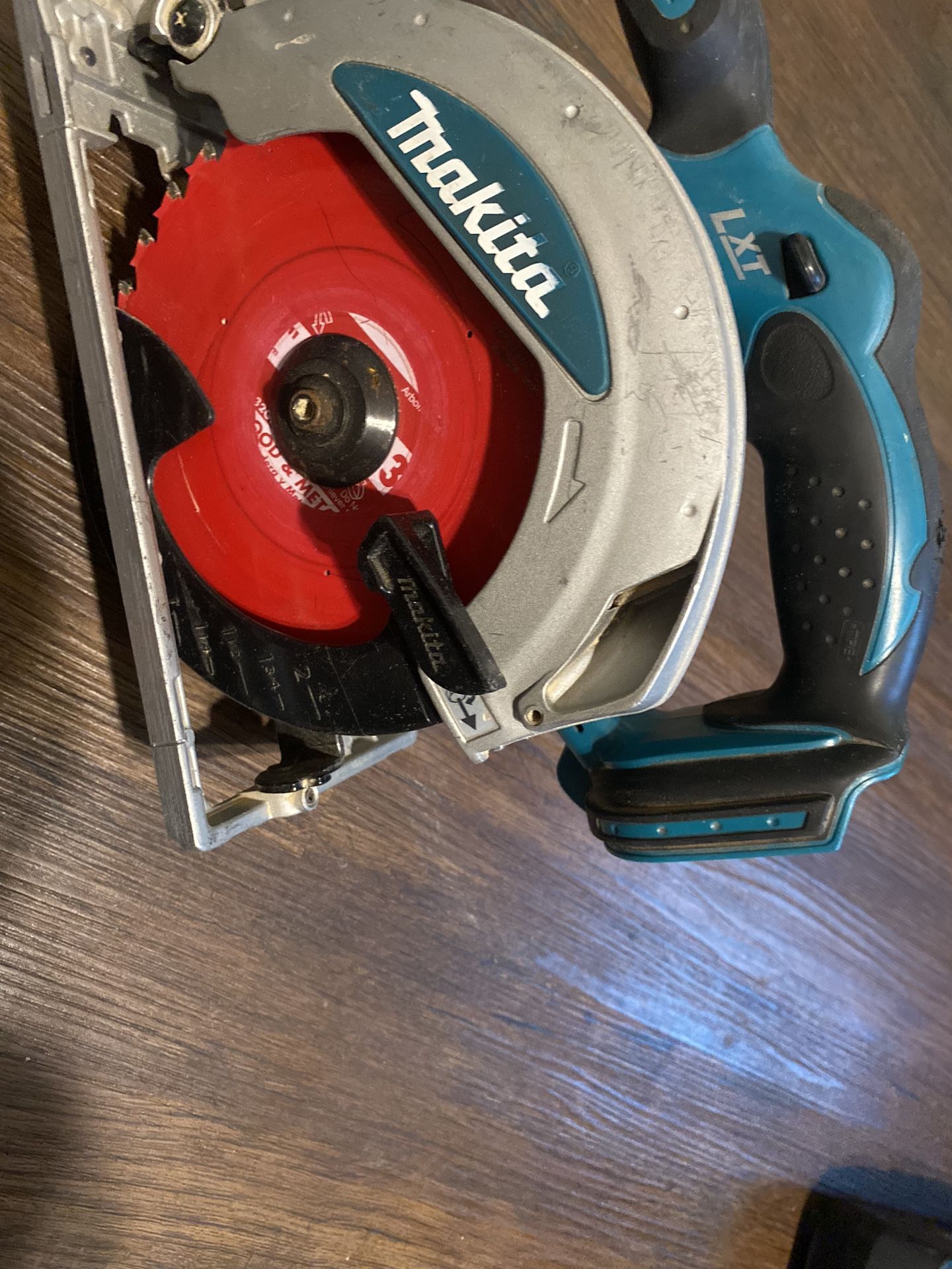 Skillsaw