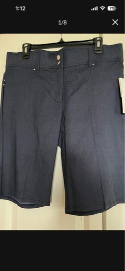 It’s very nice short for woman’s The size is Large the it’s brand new