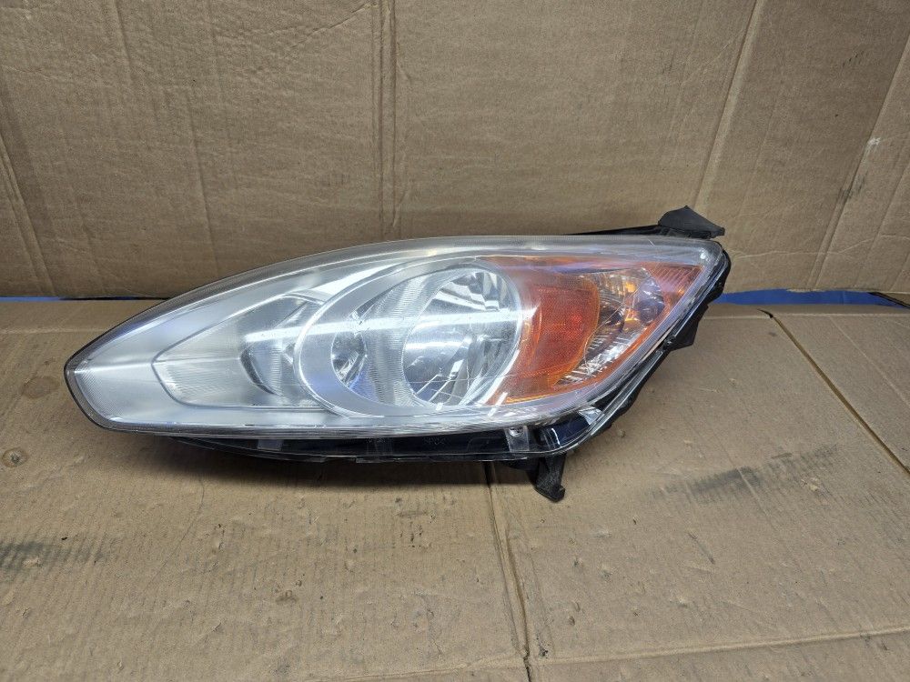 Ford C Max 2013 2014 2015 2016 Headlight