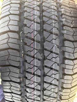 ONE GOODYEAR WRANGLER NEW TRED 255 75 17
