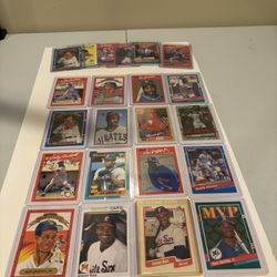 22 Baseball Cards Lot – Ken Griffey Jr, Sammy Sosa, Bo Jackson – All in Hard Cases