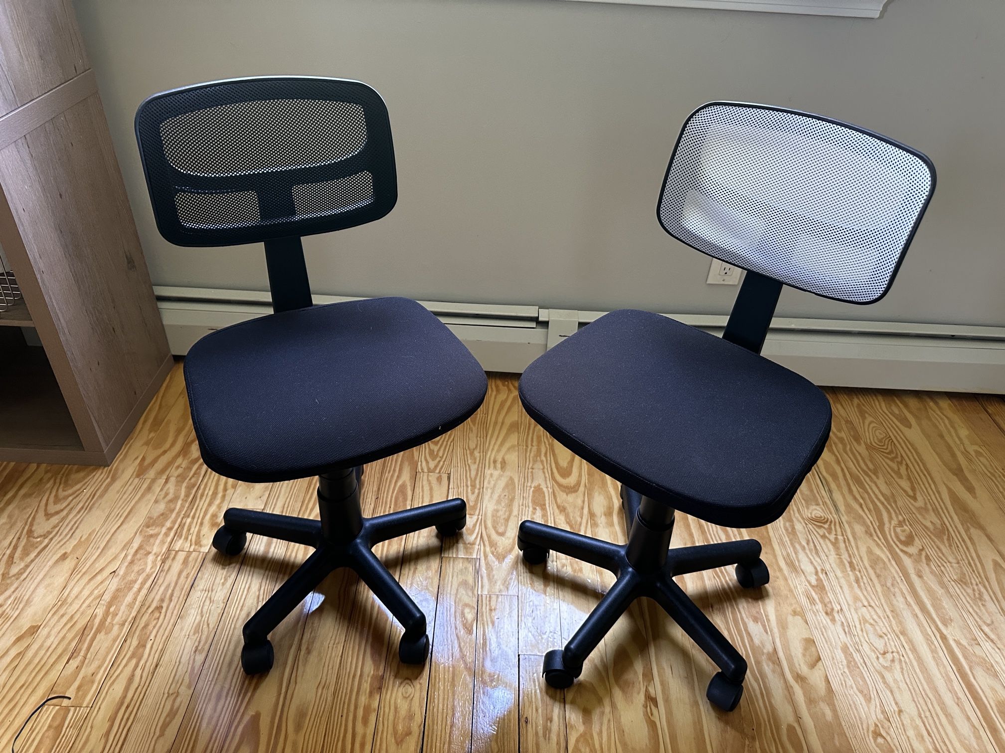 Swivel Office Chairs (Used, Good Condition)