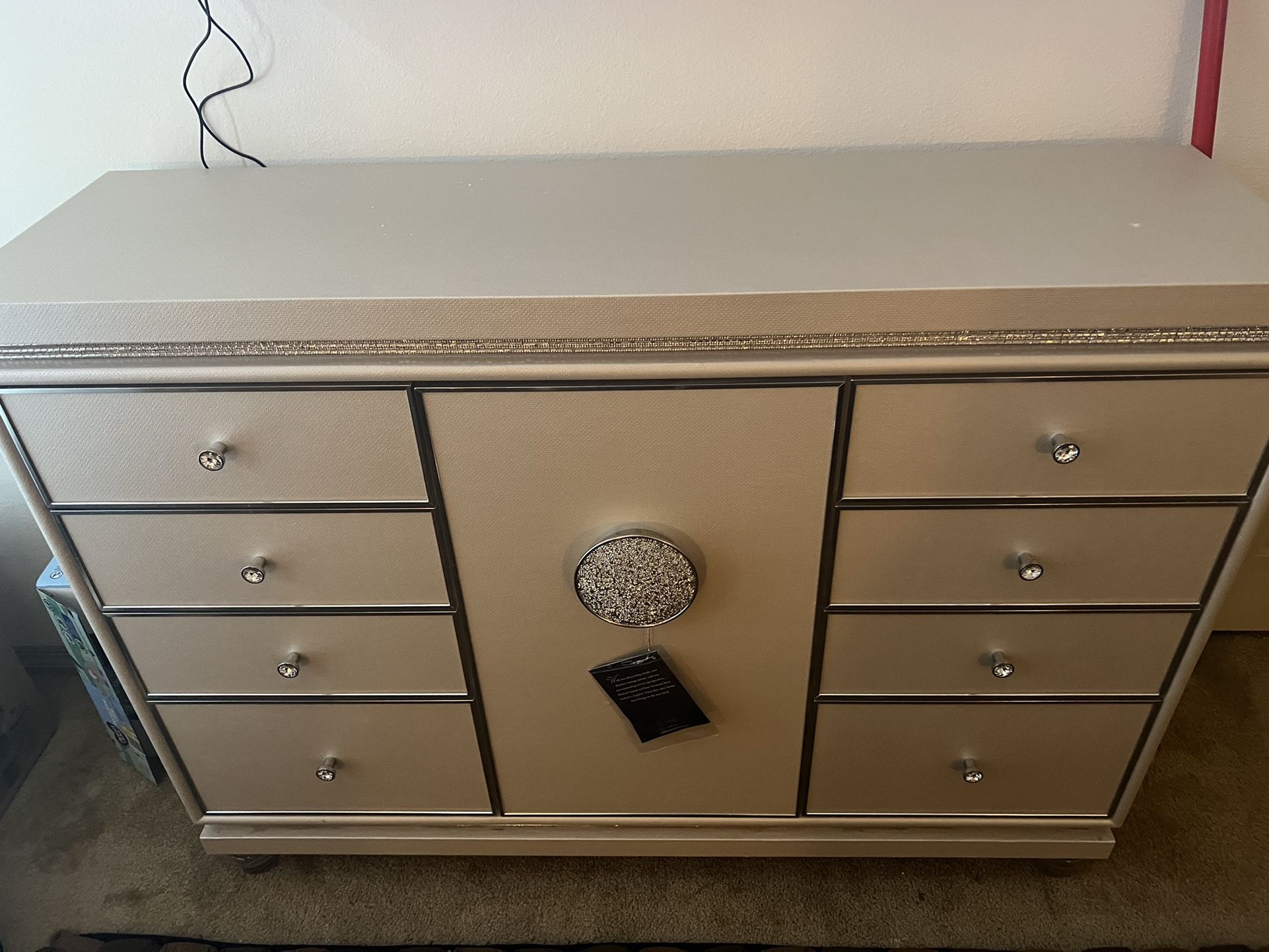 Aico Bedroom Set for Sale in Tampa, FL OfferUp