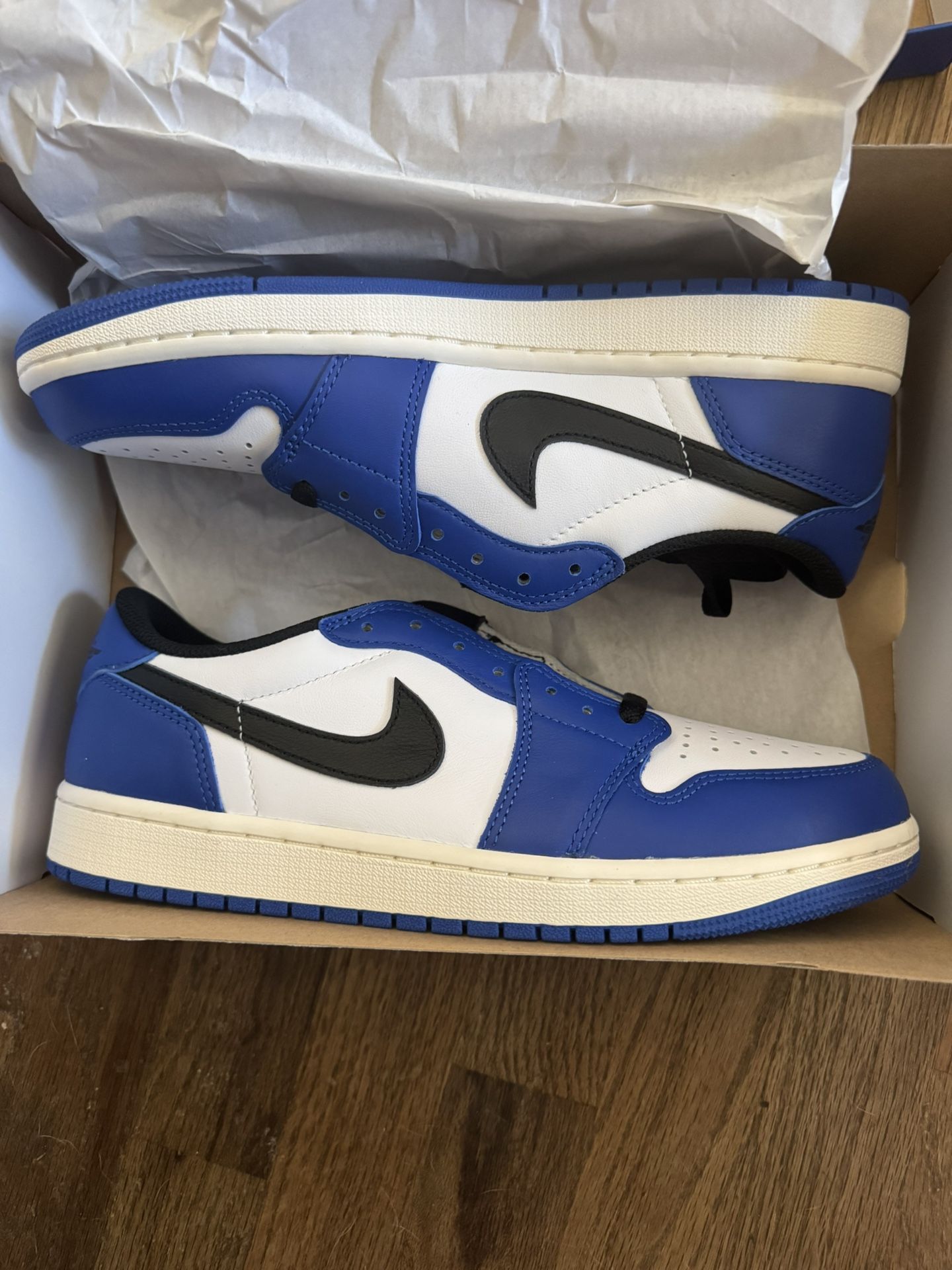 air jordan 1 retro low og main image 2