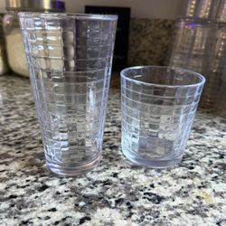 Glass cups