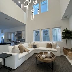 White Cloud 5pc Sectional Couch