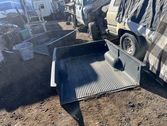 96-04Toyota Tacoma Bed Linner