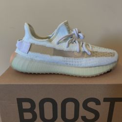 Yeezy 350 Hyperspace