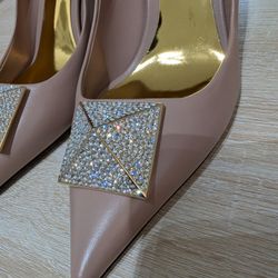 Valentino Garavani One Stud Swarovski Crystal Pumps Rose Cannelle Nude Size 37