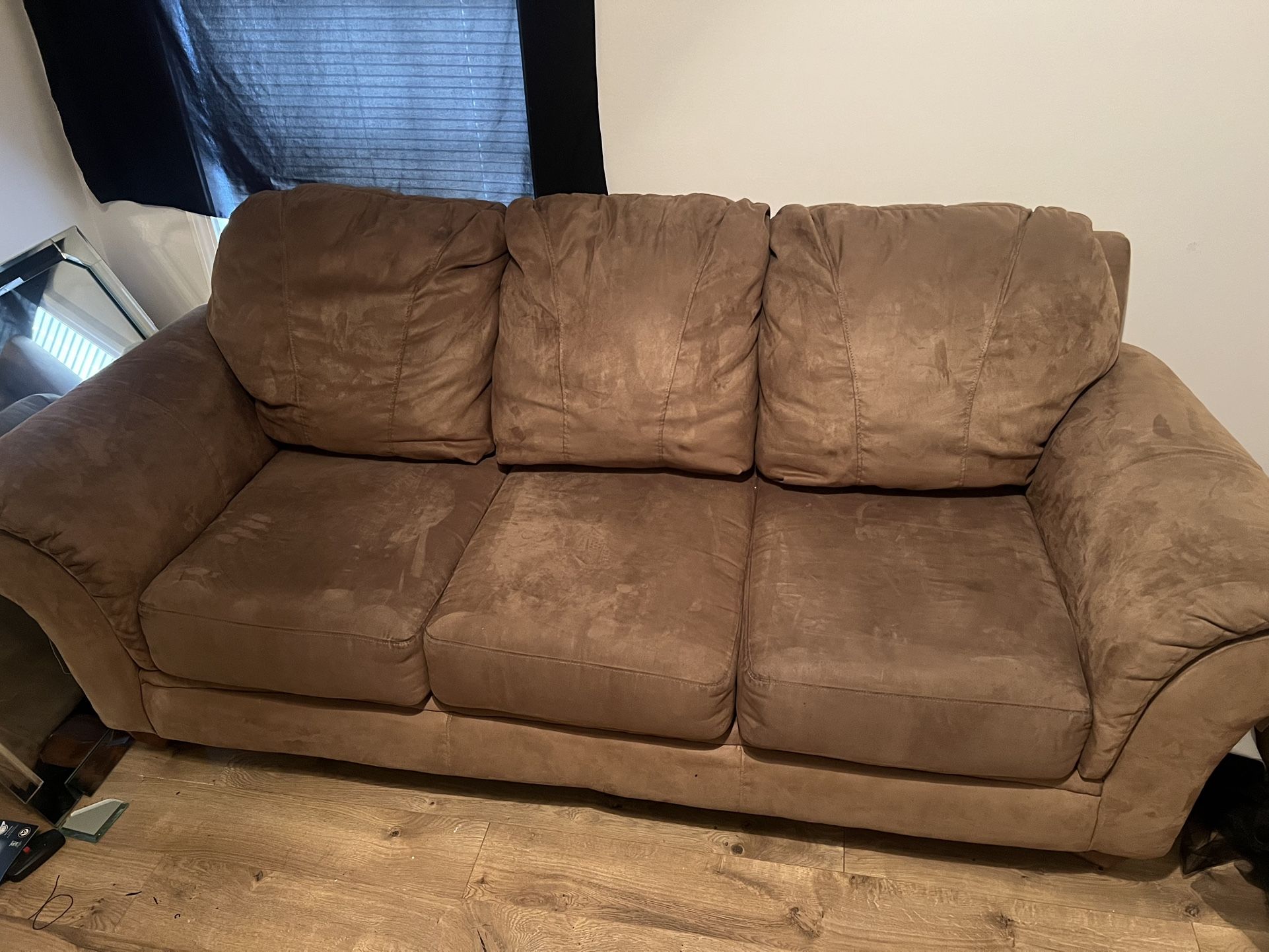 Couch For sale!!