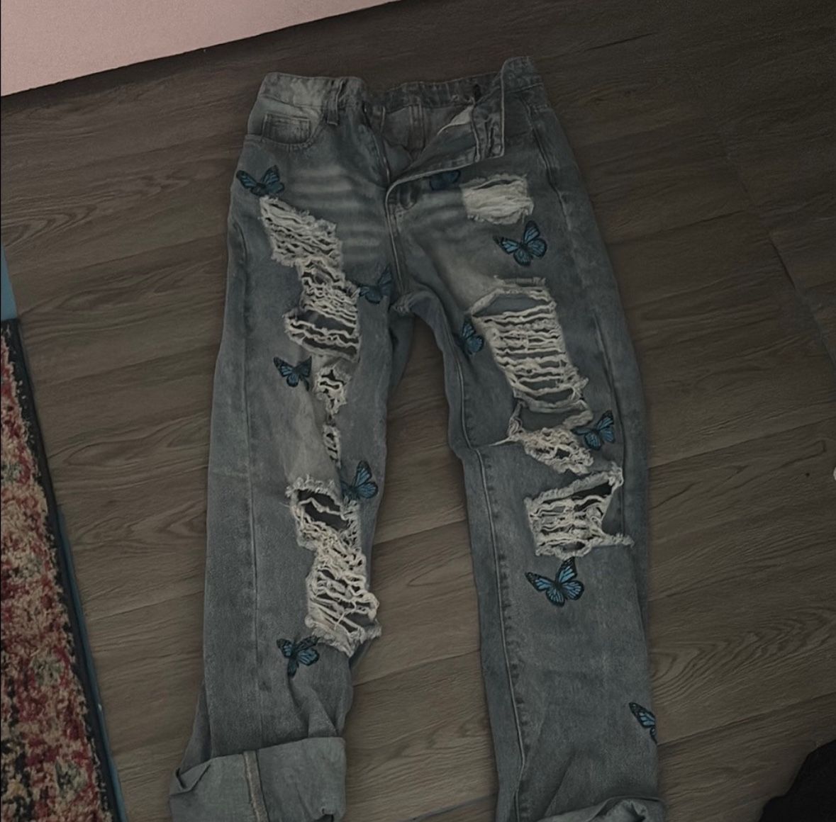 Ripped Butterfly Jeans