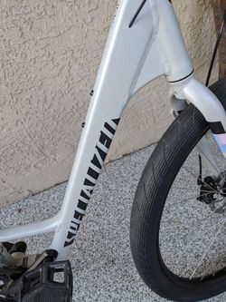 specialized roll sport women's bike