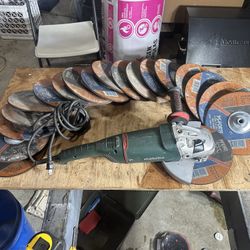 Metabo 9” Grinder And Wheels