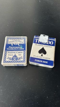Hoyle diamondback and tuxedo playing cards