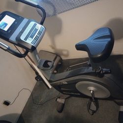 Nordic Track Commercial  VU 19 