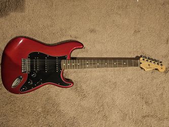 Mexican Fender Strat. 400$ Firm