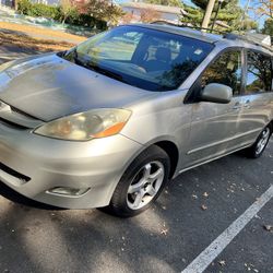 2006 Toyota Sienna