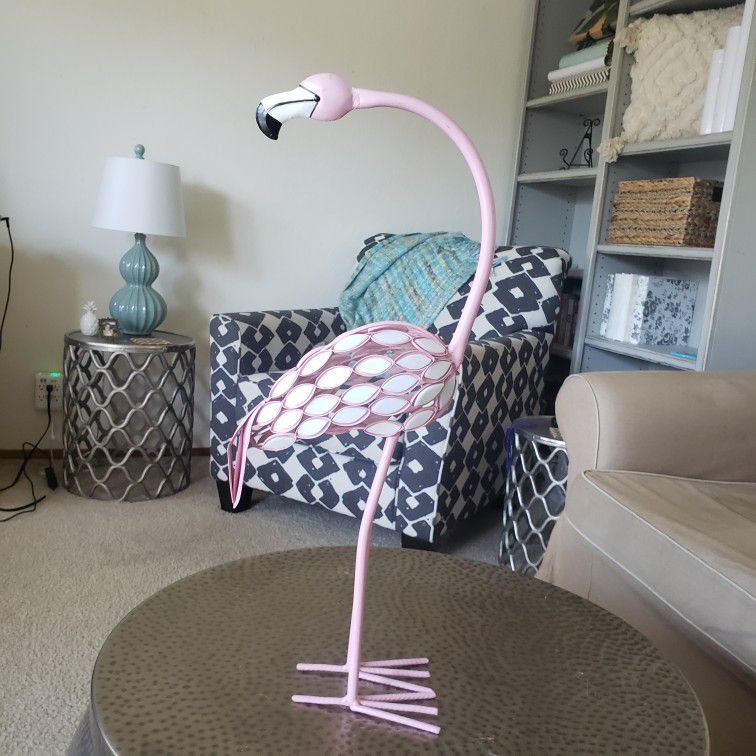 Metal Flamingo Outdoor Decor