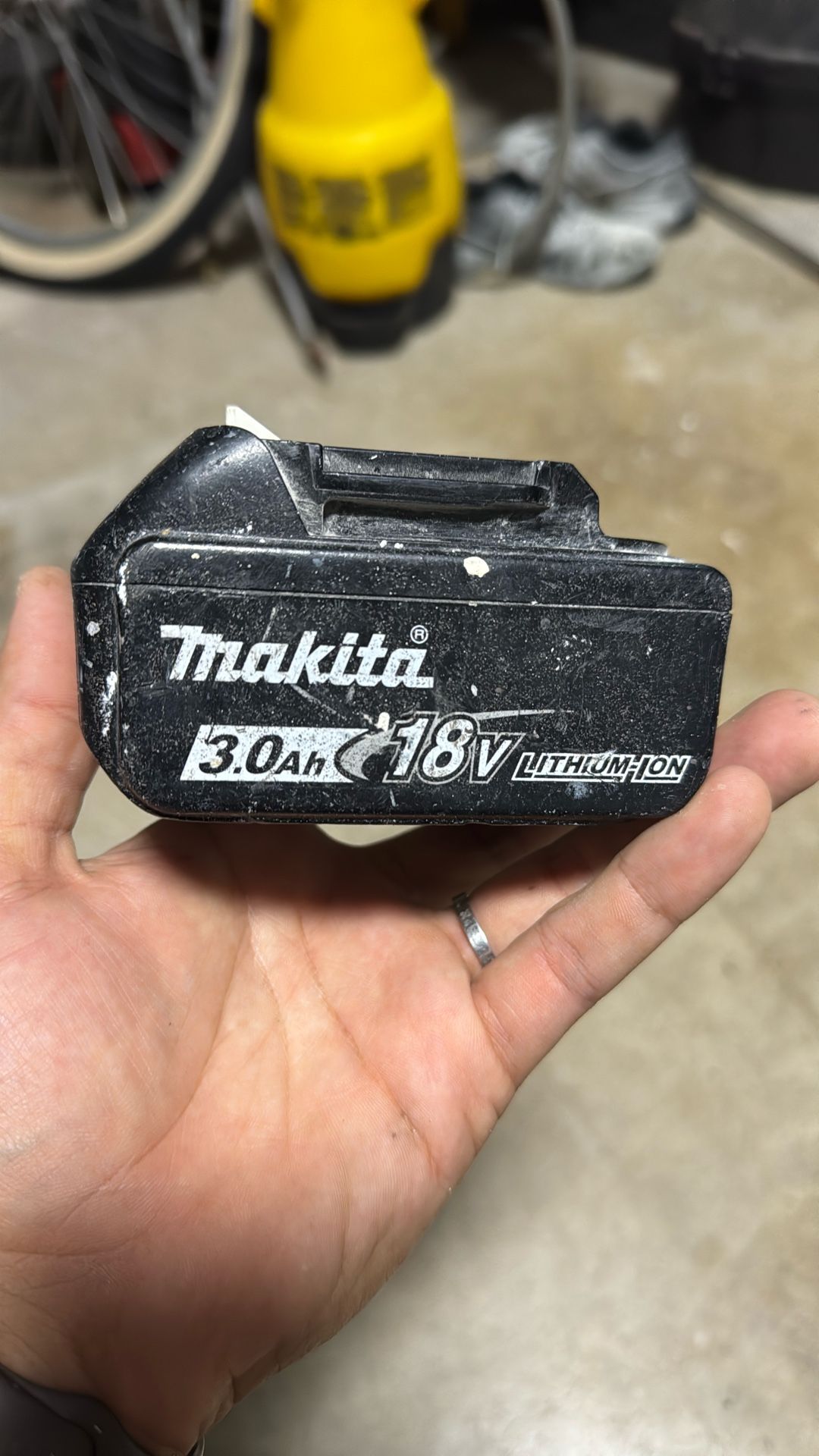 Makita Battery