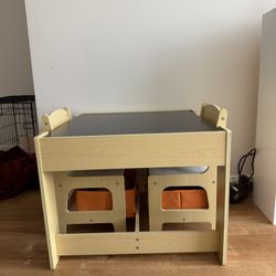 Children’s Activity Table 