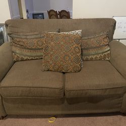 Couch And Pillow Set 