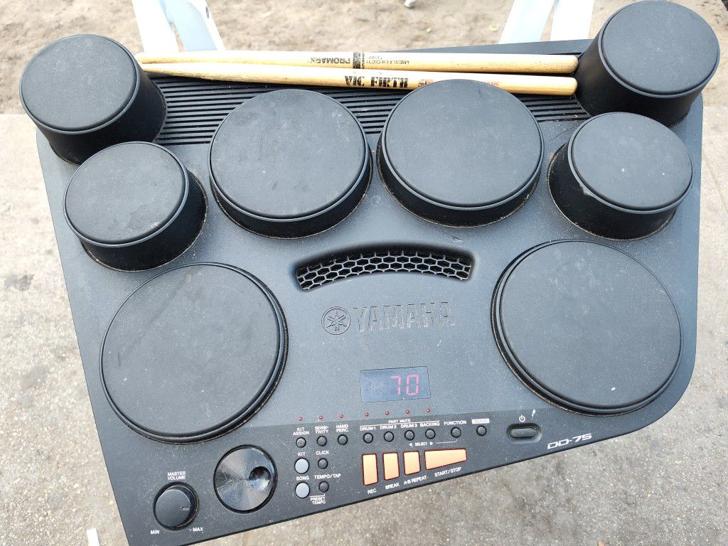 Yamaha Drum Set.