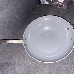 12in Martha Stewart Wok 