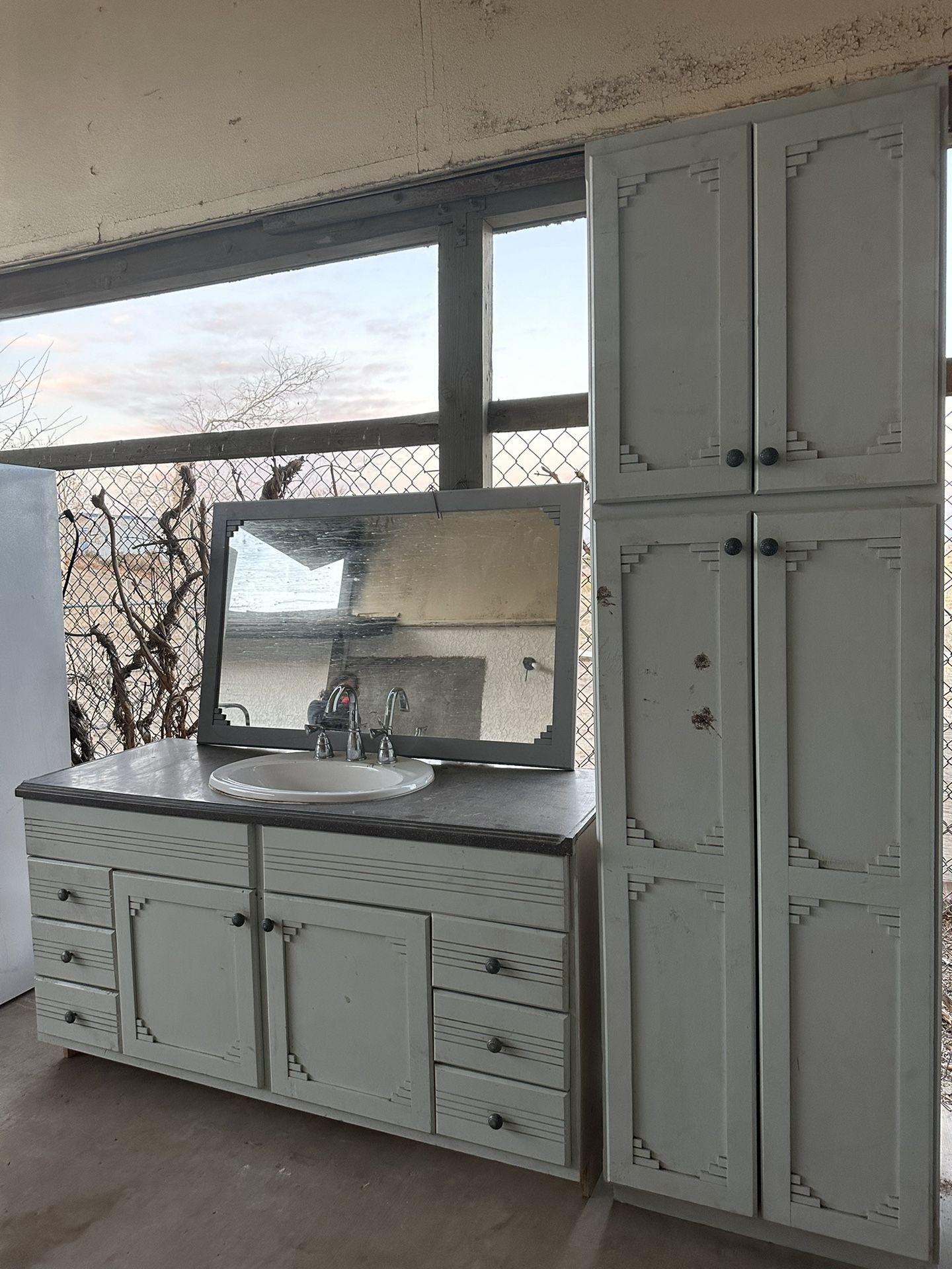 Vanity Cabinet Set