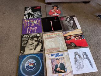 20 - Vintage vinyl records (( sold as a bundle))