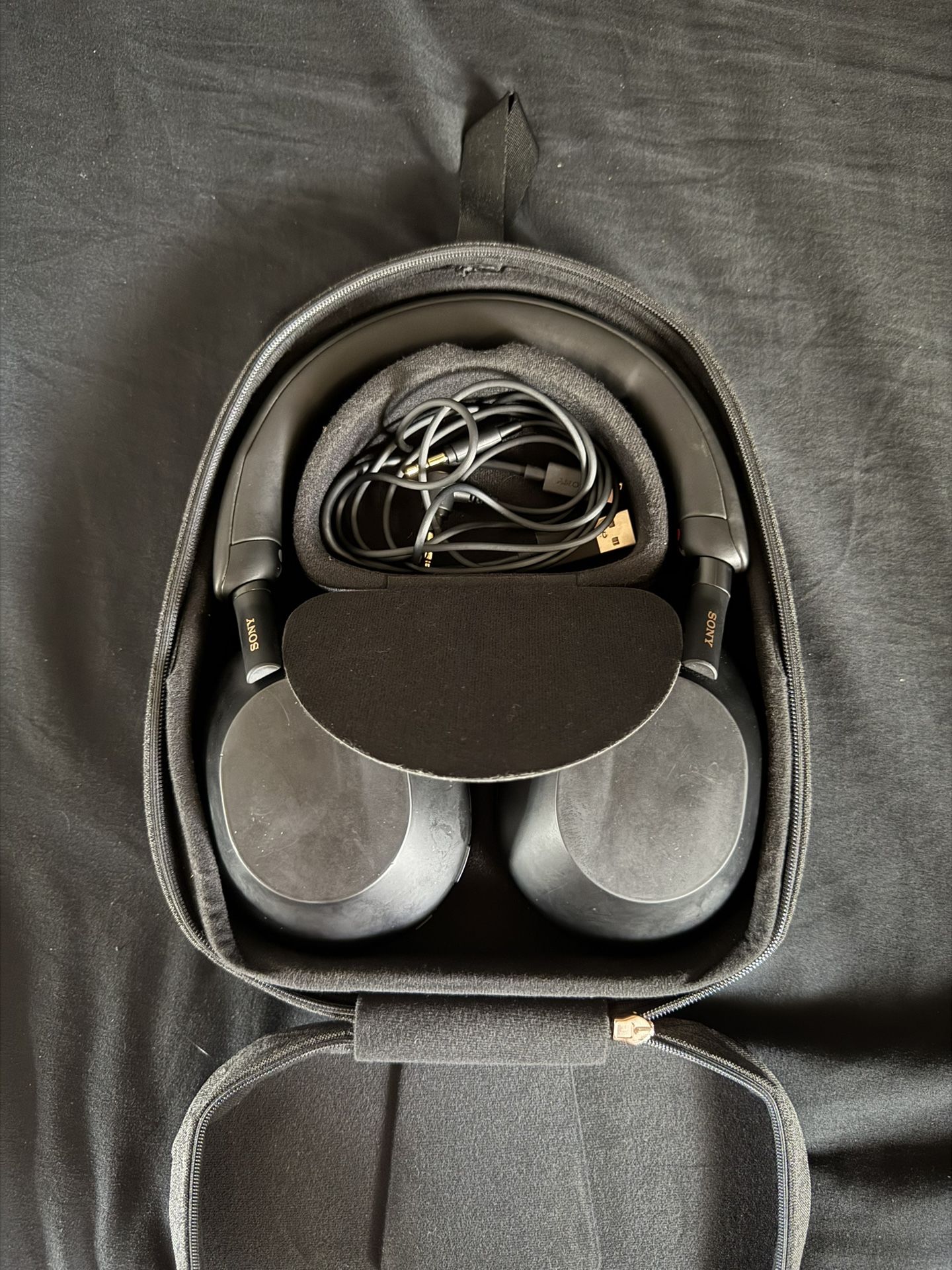 Sony WH-1000XM5