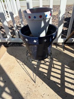 Flower pots