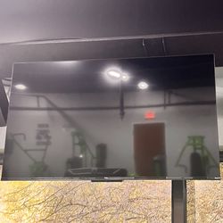 43 Inch TCL Tv 